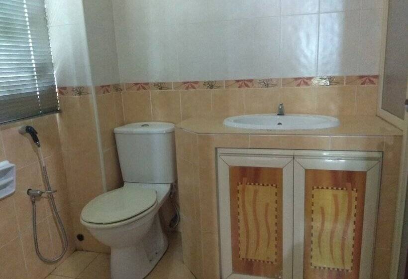 هتل Villa Shamir Near Klia