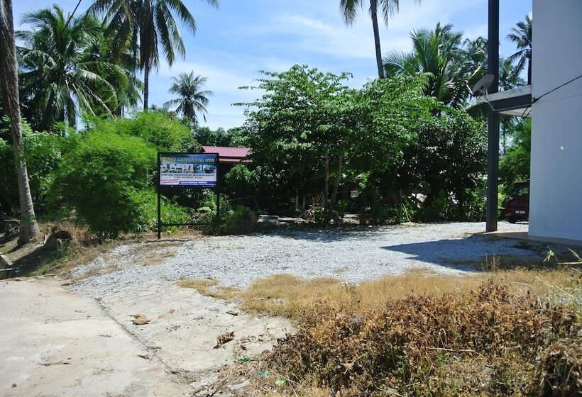 فندق Wave Langkawi Inn