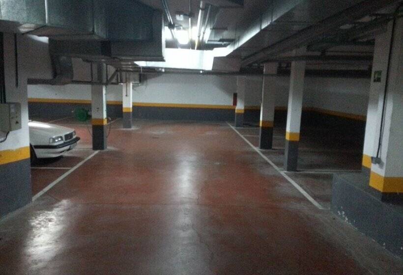 Hostal El Arco