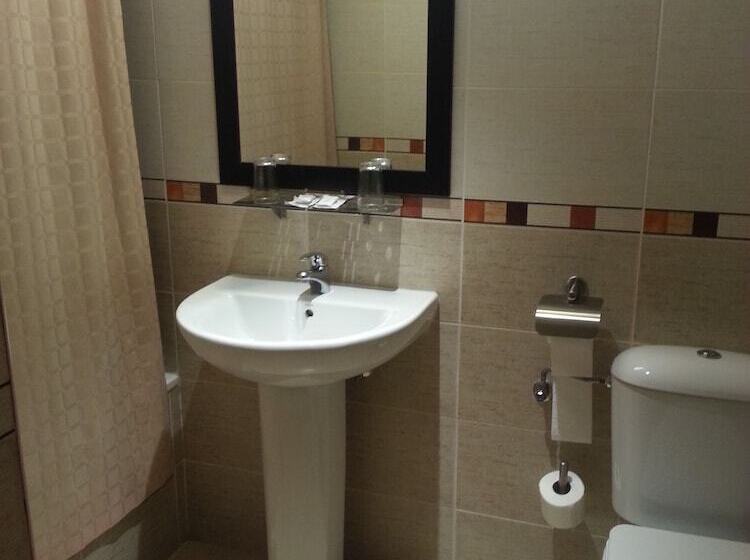 Hostal El Arco