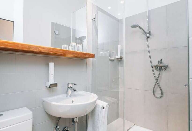 בית מלון כפרי Alpensonne