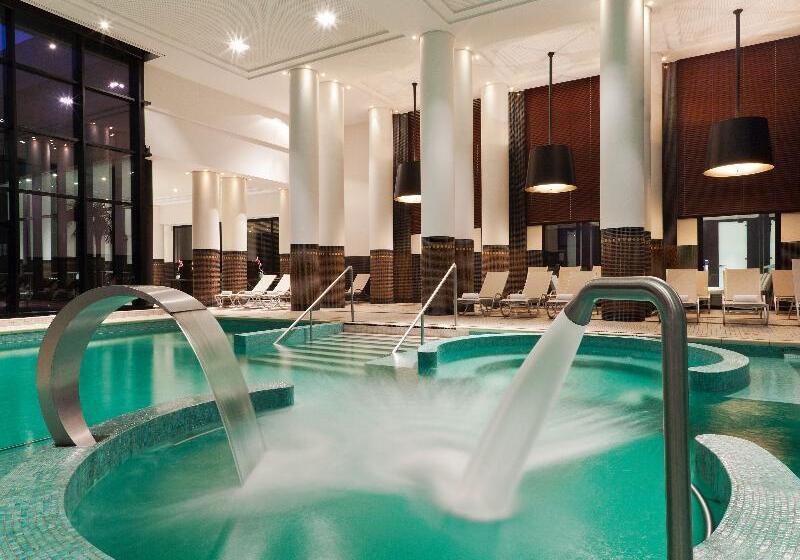 ホテル Hôtel Barrière Le Grand Hôtel Enghien Les Bains