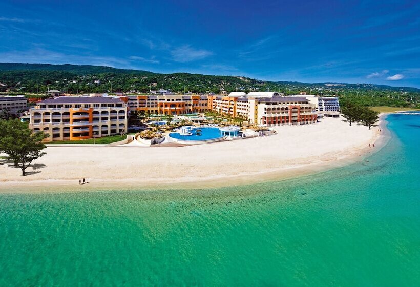 هتل Iberostar Selection Rose Hall Suites