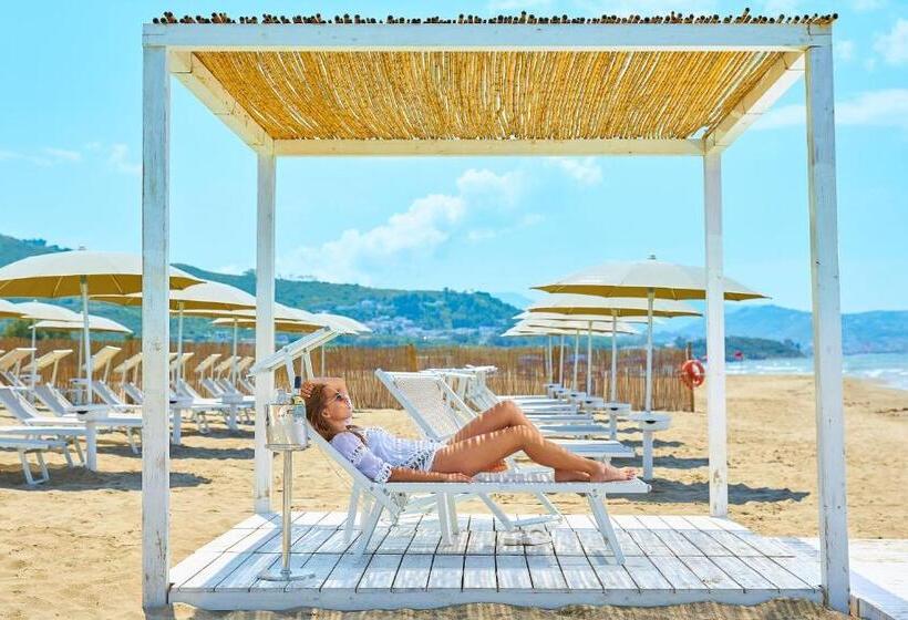 هتل Paestum Inn Beach Resort