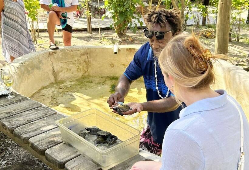 هتل Serenity Island Resort