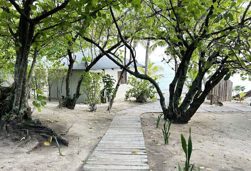 هتل Serenity Island Resort