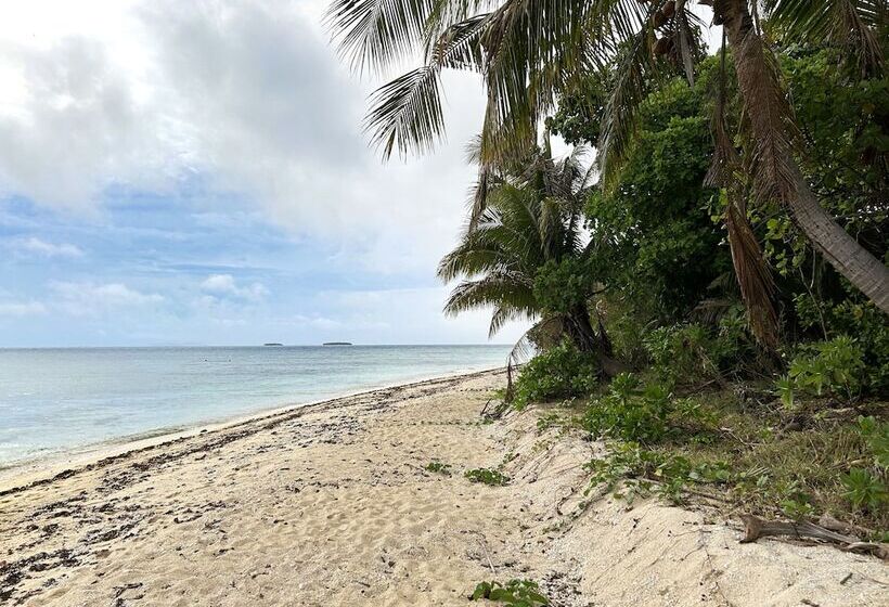 هتل Serenity Island Resort