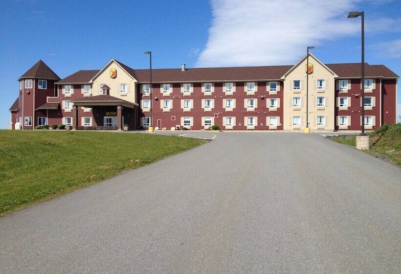فندق Super 8 By Wyndham Windsor Ns