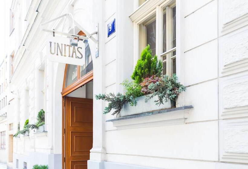 Unitas Hotel