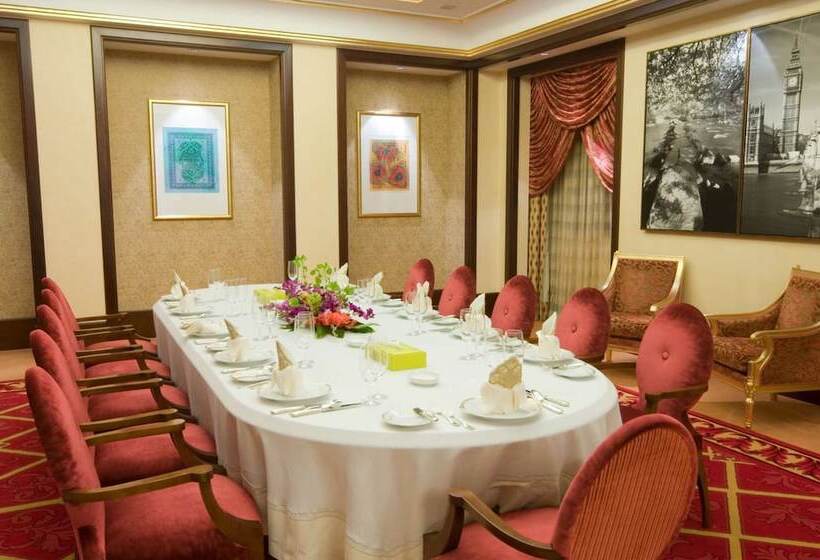 هتل Waldorf Astoria Jeddah  Qasr Al Sharq