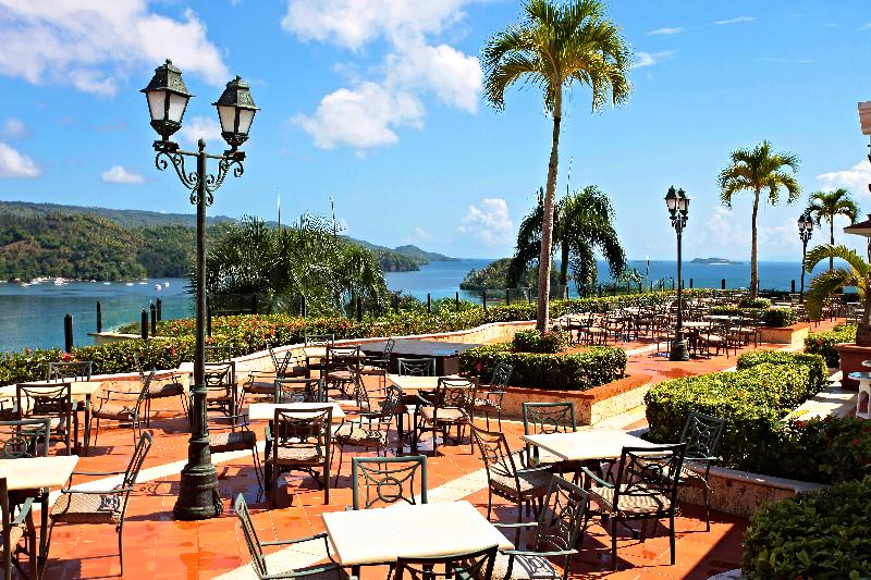 استراحتگاه Bahia Principe Grand Cayacoa