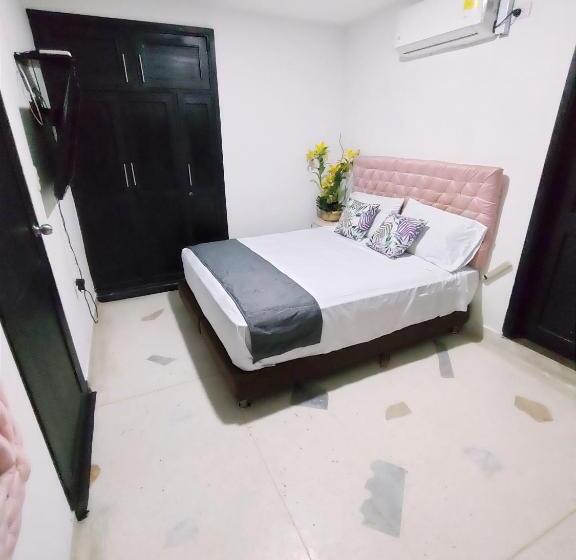 پانسیون Tranvia