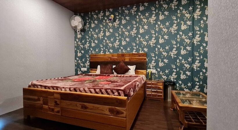 مبيت وإفطار Rashal Homes