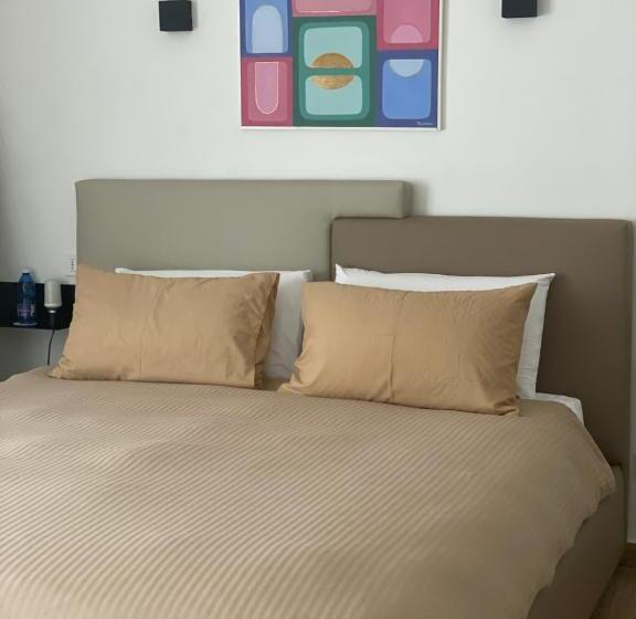تختخواب و صبحانه Zeta Rooms