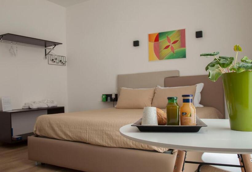 تختخواب و صبحانه Zeta Rooms