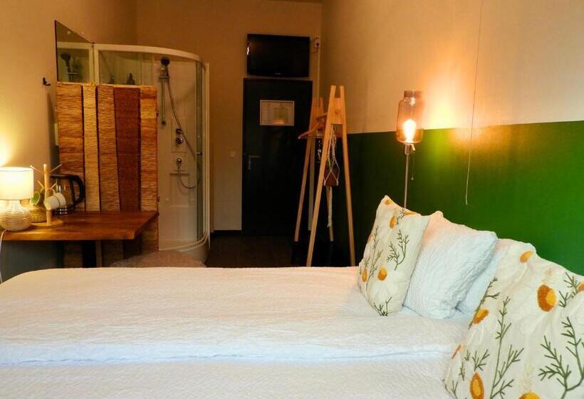 فندق Guesthouse De Wissen