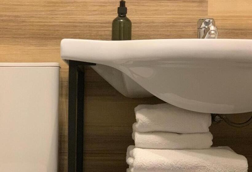 فندق Guesthouse De Wissen