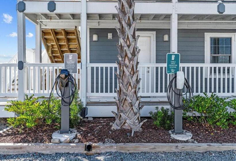 ホテル Loggerhead Inn And Suites