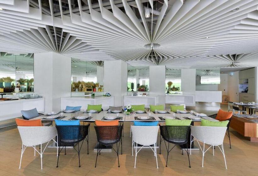 هتل Veranda Residence Pattaya Pool Villa