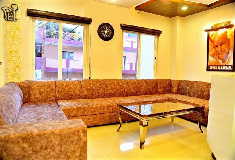 Fabhotel Elgrovia