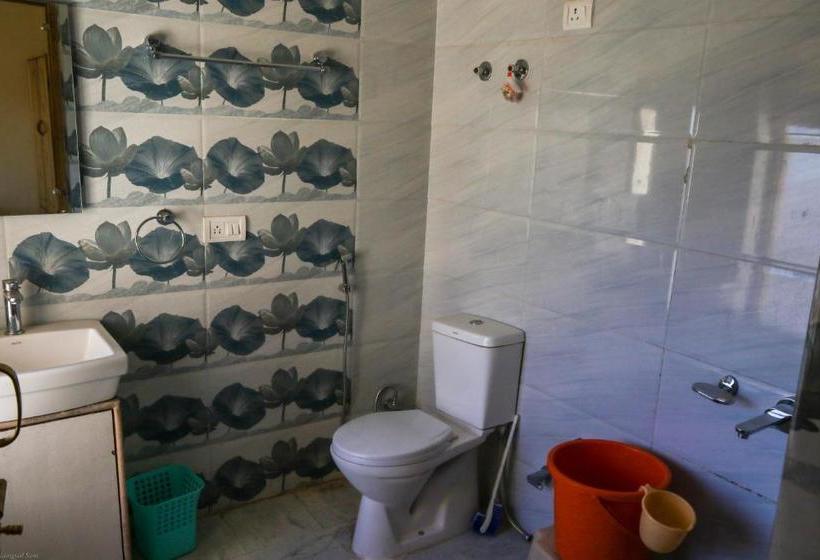 Hotel Khakshal Chubi