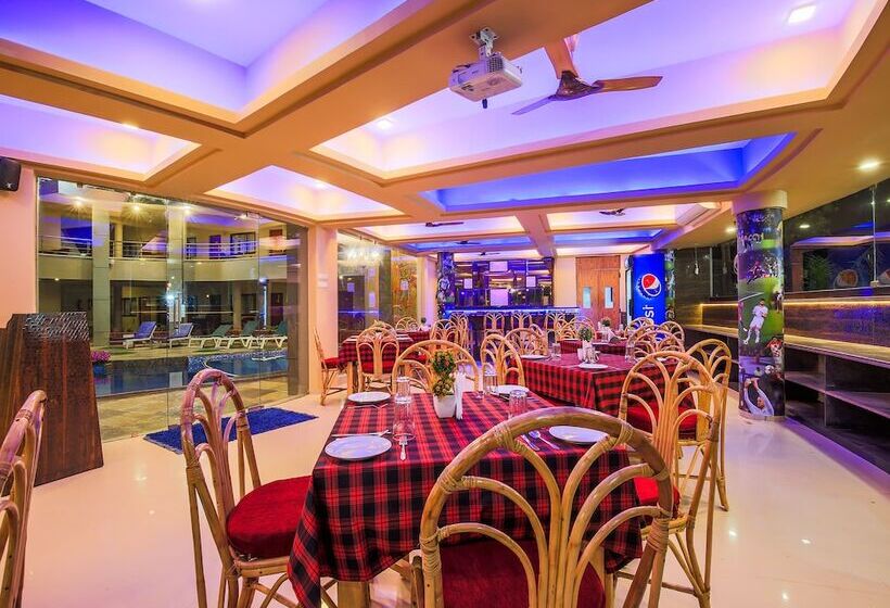 ホテル The Center Court Resort & Spa