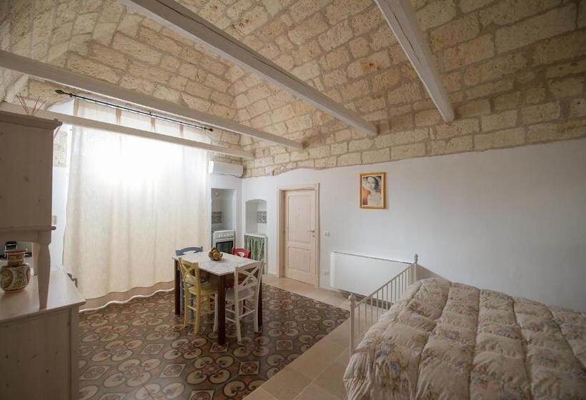 פנסיון Ai Cappuccini Guest House