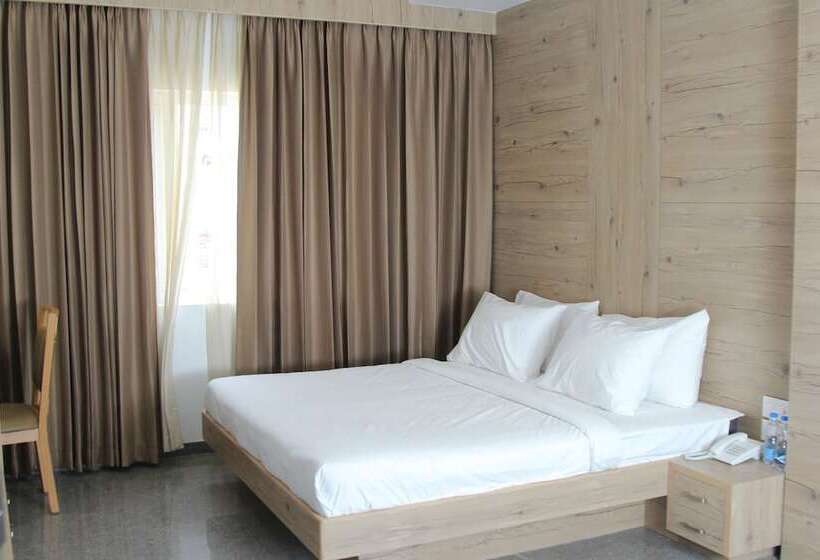 پانسیون Akash Villa Guest House