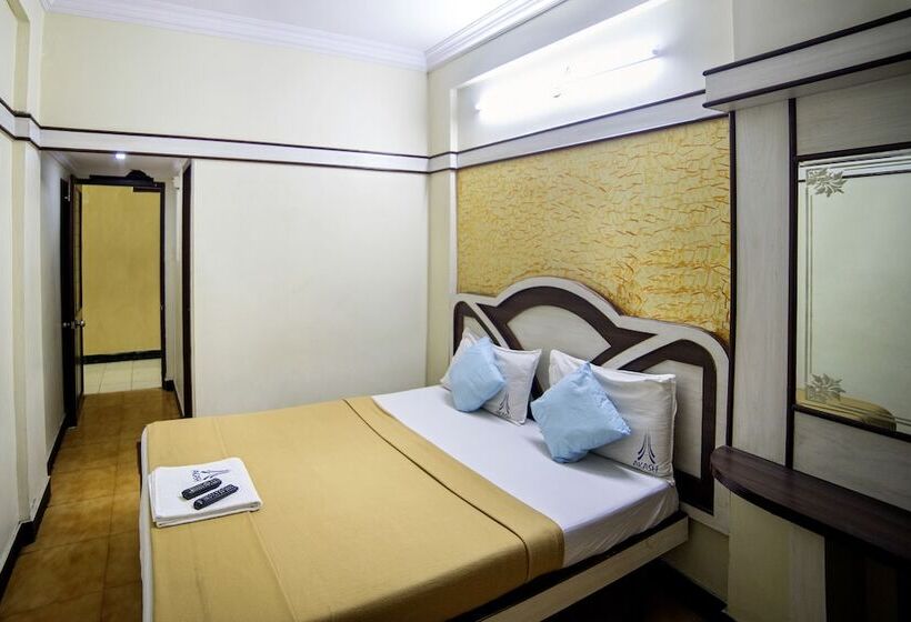 پانسیون Akash Villa Guest House