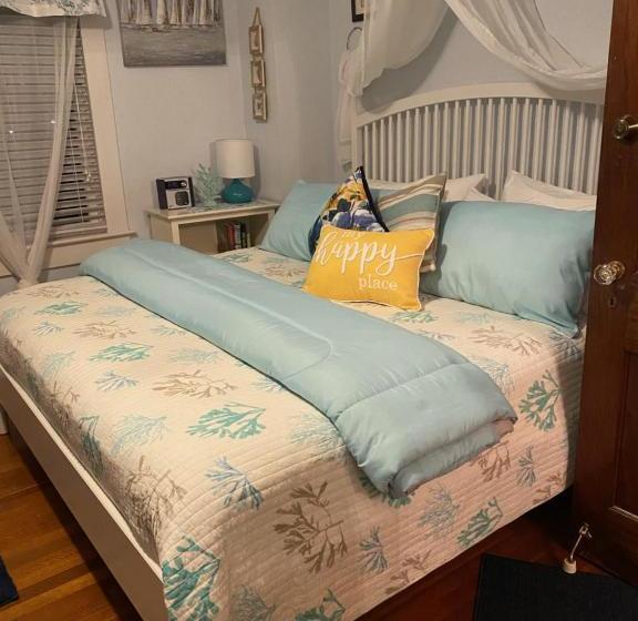 צימר Ms. Maggie's South Country Inn