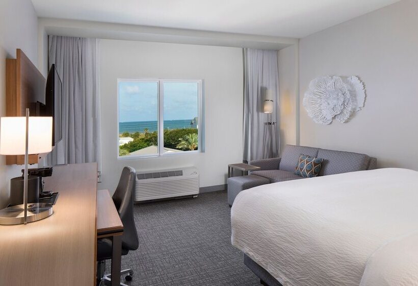 فندق Courtyard Amelia Island