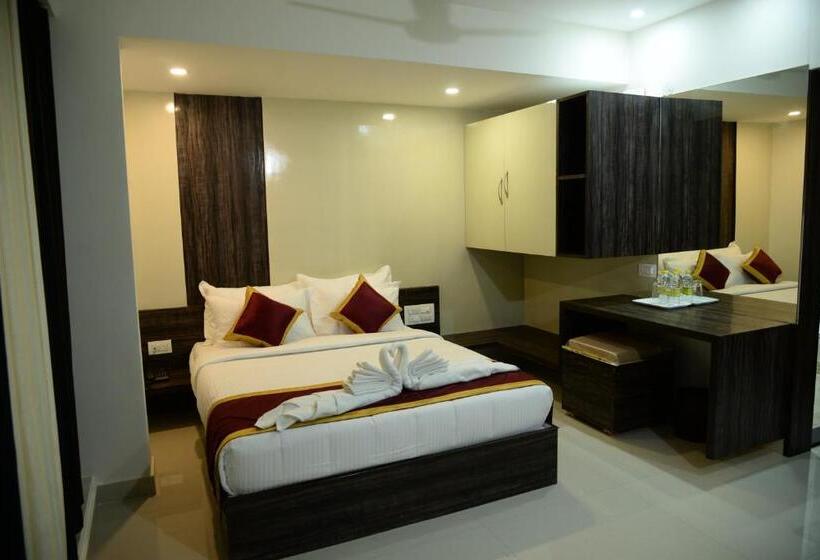 فندق Miles Inn