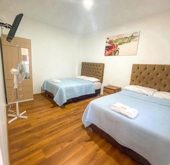 酒店 Nakua Paracas Lodge