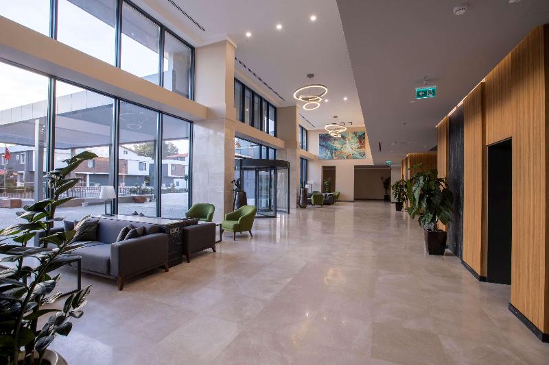 هتل Ramada By Wyndham Izmir Aliaga