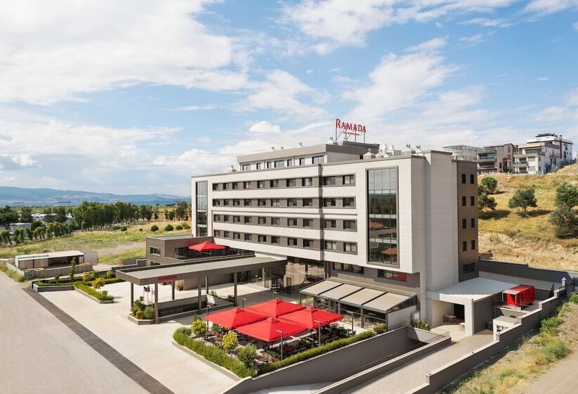هتل Ramada By Wyndham Izmir Aliaga