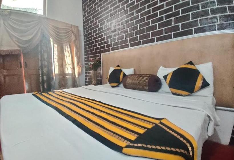 فندق The Satkhol Retreat