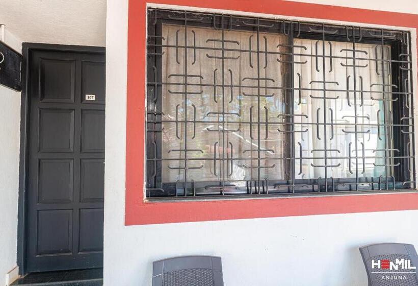 پانسیون Henmil Anjuna