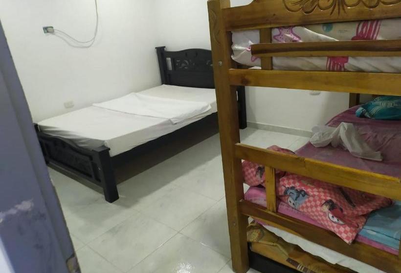 پانسیون Hostal La Sierra Nevada