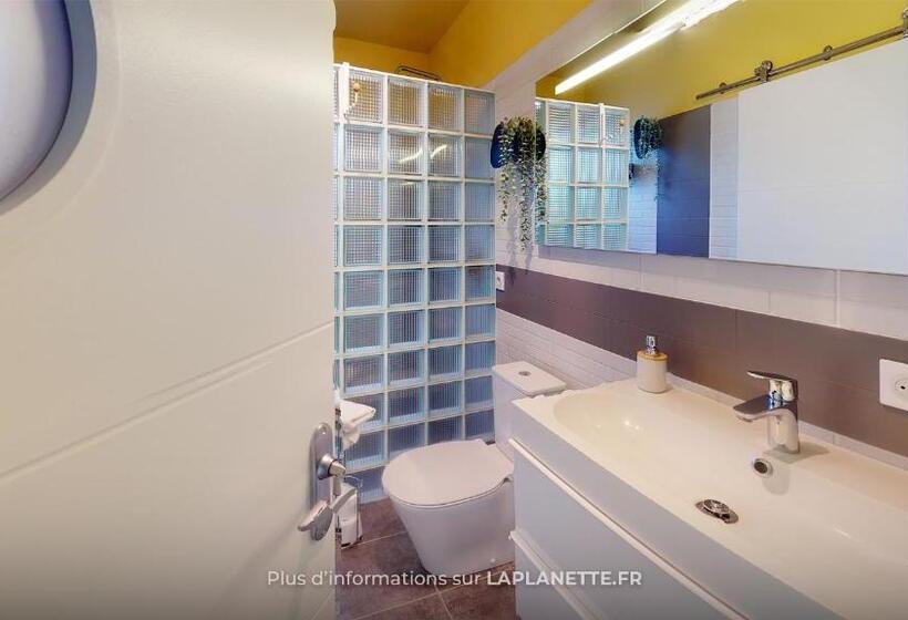 مبيت وإفطار La Planette