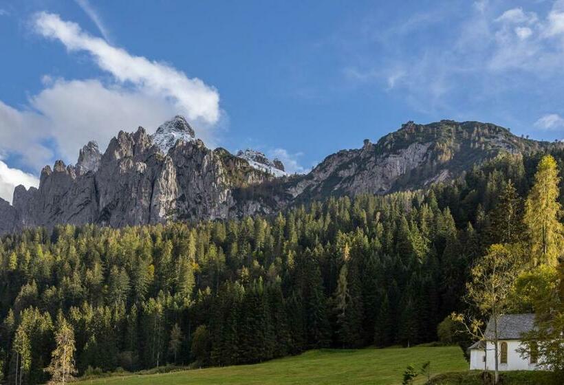 فندق Agritur Broch