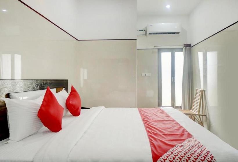 호텔 Oyo 77065 Jeyam Residency