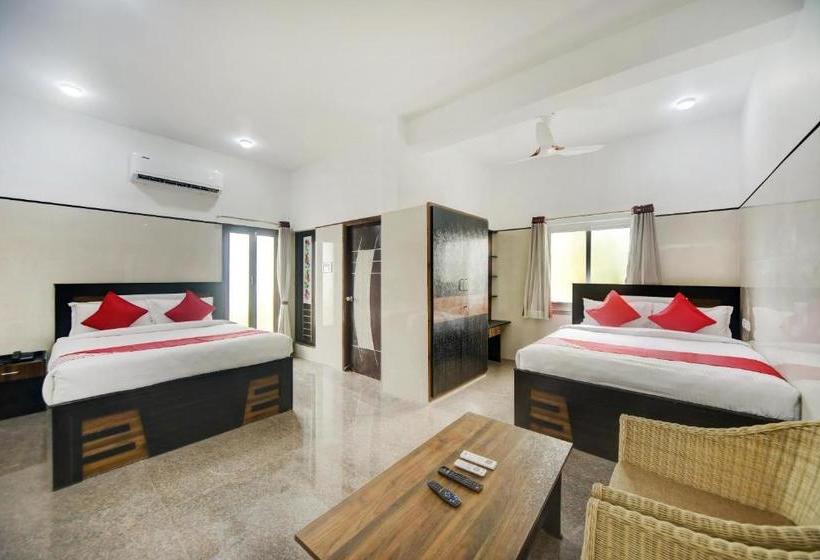 호텔 Oyo 77065 Jeyam Residency