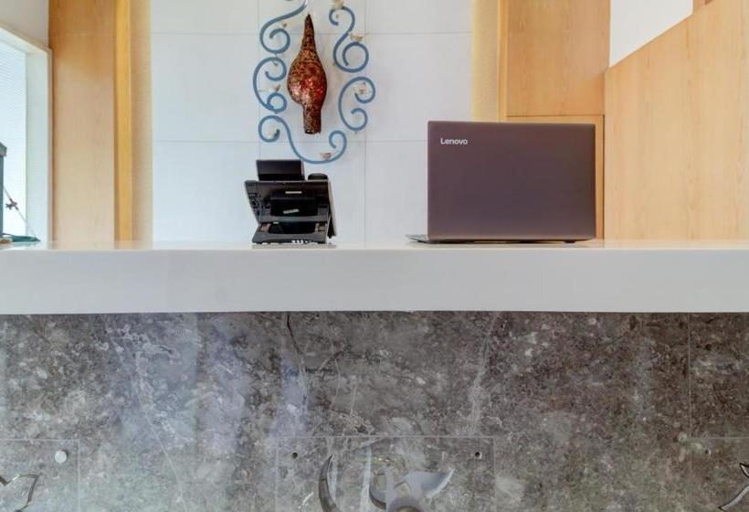 בית מלון כפרי Oyo Flagship 77666  Vinyasa