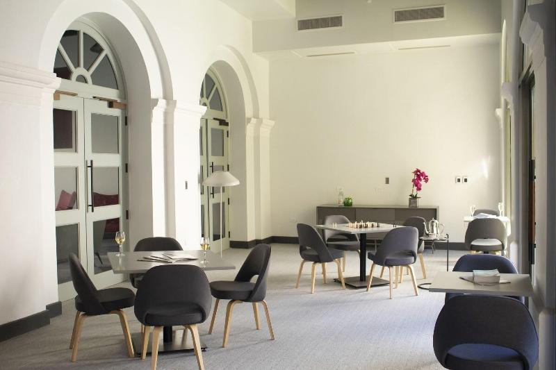 هتل Palacio Provincial San Juan, Curio Collection By Hilton