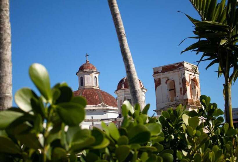 هتل Palacio Provincial San Juan, Curio Collection By Hilton