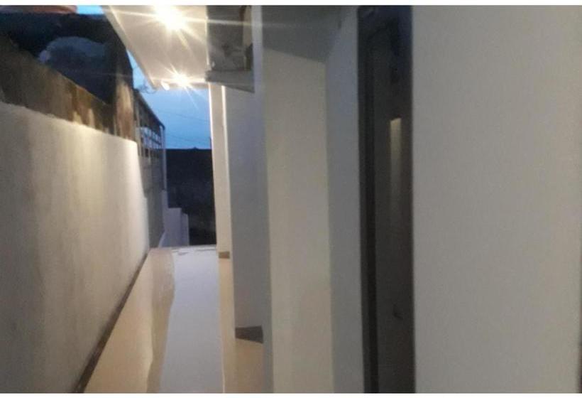 فندق Paving Residence Manado Redpartner