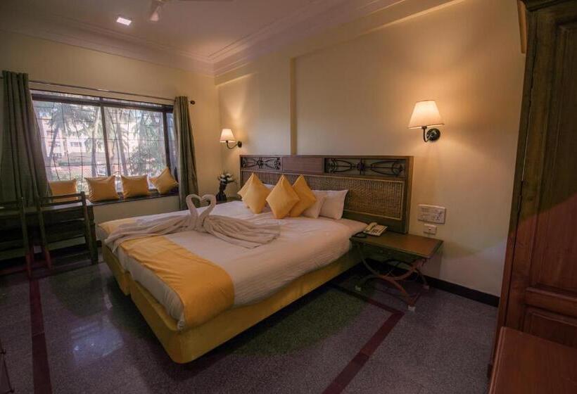ホテル Raj Resort
