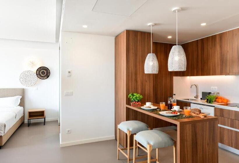 Oscar Concept Apartments