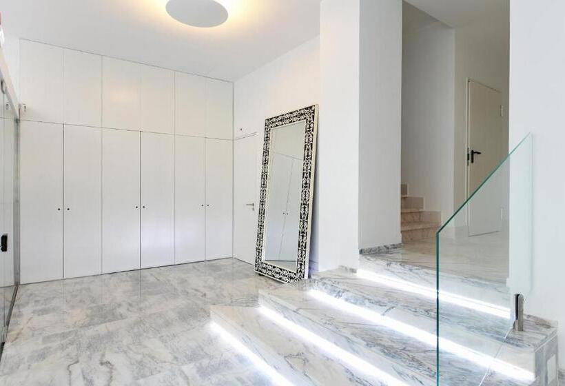 Oscar Concept Apartments