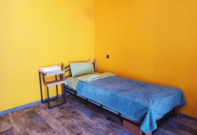 پانسیون Jermatun Guest House